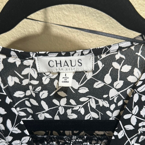 Chaus Black Flutter Sleeve Blouse with Ruffled Style - Picture 2 of 4